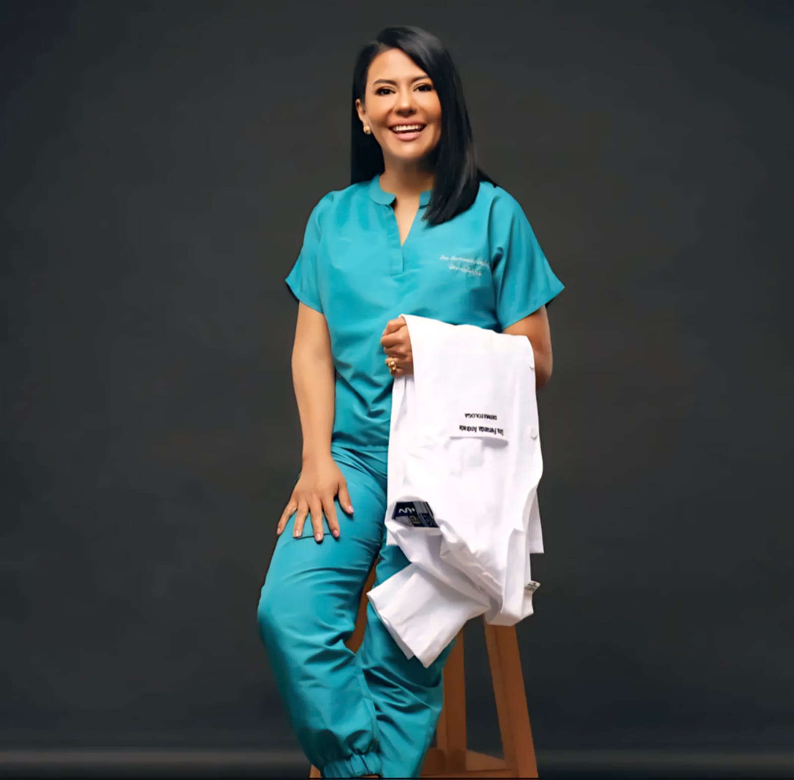 Dra. Fernanda Andrade, dermatóloga